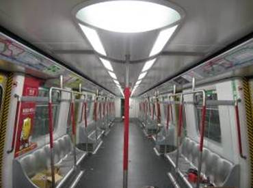 列車車廂內新LED燈