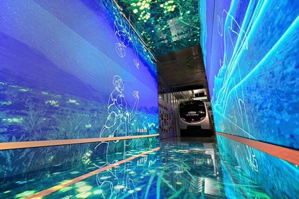 沉浸式預覽未來鐵路生活